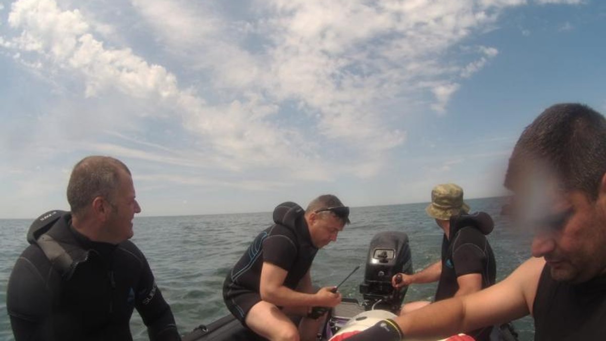 Scafandrii de luptă au neutralizat bomba în Marea Neagră