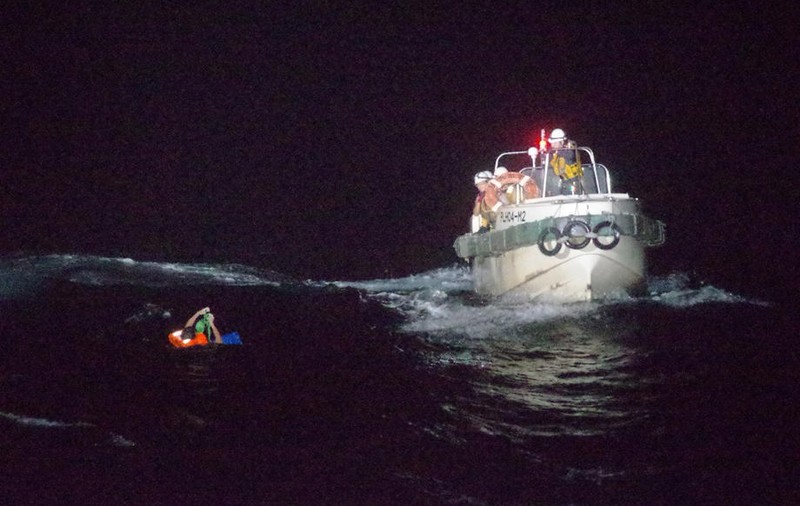 Un vas cargo, cu 43 de marinari și peste 6.000 de vite la bord, dat dispărut în largul coastelor Japoniei din cauza taifunului Maysak