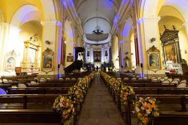 Ceremonia de rămas-bun de la Biserica Adormirea Maicii Domnului din Saint-Tropez va fi una restrânsă, destinată doar celor mai apropiați membri ai familiei și prietenilor. Foto: Profimedia
