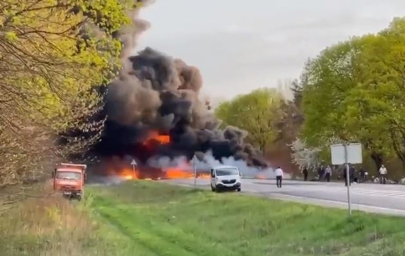 Accident grav de circulație în Ucraina: cel puţin 26 de oameni au murit