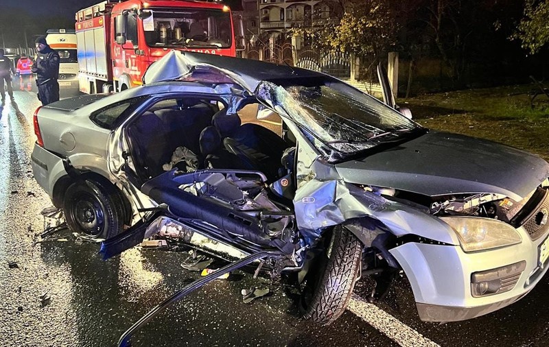 20 de persoane implicate într-un accident în Giurgiu. O femeie a murit și alte șase au fost duse la spital