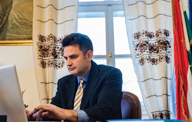 Interviu exclusiv cu Péter Márki-Zay, liderul opoziției din Ungaria: „Nu mai putem susține hoți la guvernare, cel mai corupt guvern din istoria noastră”