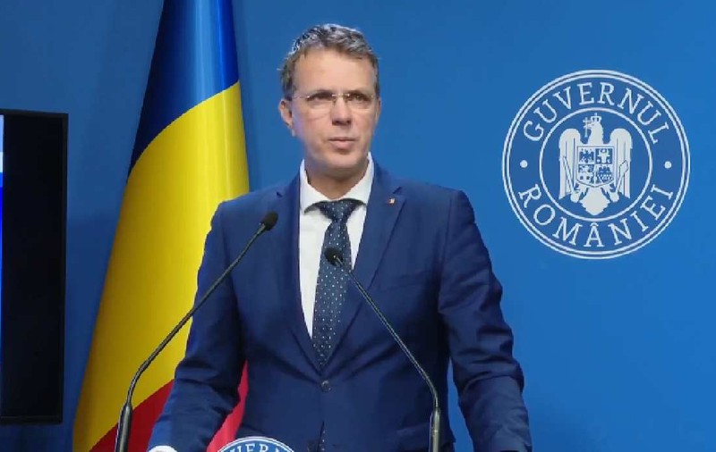 PSD cere explicații urgente în scandalul CV-ului și diplomelor lui Ionuț Moșteanu: „E greu de crezut o astfel de confuzie. Ministrul trebuie să răspundă în fața presei”
