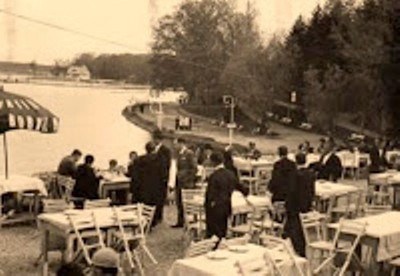 Parcul și plaja Snagov, în anul 1933, după finalizarea lucrărilor de reamenajare. foto: deieri-deazi.blogspot.com.