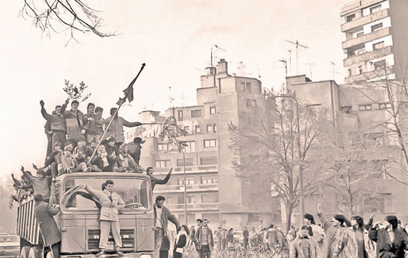 25.000 de spioni KGB au stăpânit România aproape un an! Ceauşescu a fost detronat de o armată secretă sovietică, care a stat în ţara noastră în perioada decembrie 1989 - octombrie 1990.