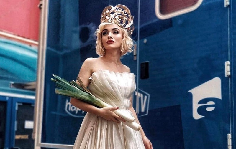 Ce a pățit Ana Morodan aseară, pe Calea Victoriei din București: „E așa protipendadă. Enorm de multă lume”