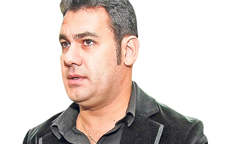 EXCLUSIV | Dragoş Dolănescu vrea să încheie socotelile cu fratele său, dar Ionuţ e de negăsit