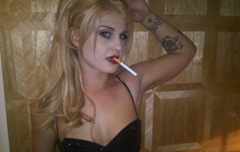 Kelly Osbourne, după ce a avut convulsii cerebrale: "Viaţa mea este ca un episod din Dr. House"