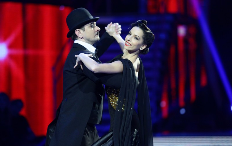 Octavian Strunilă și Oana Botez s-au căsătorit. Incredibil cum s-a îmbrăcat soția actorului la Starea Civilă