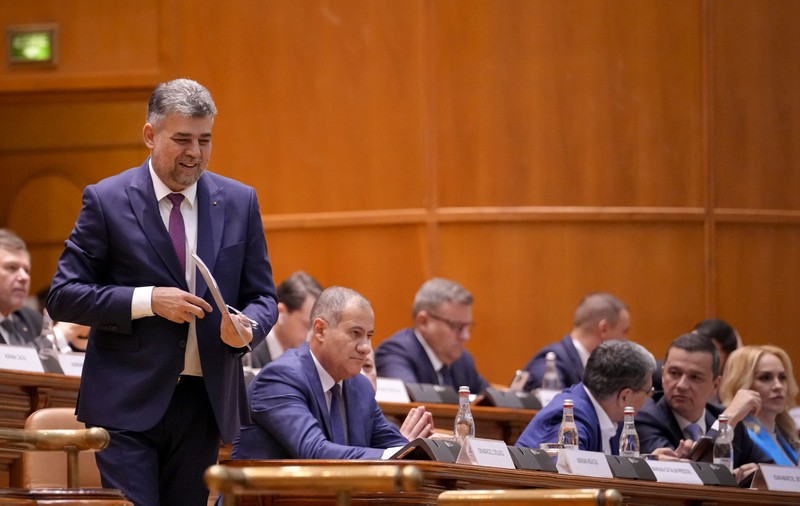 Marcel Ciolacu cheamă parlamentarii din vacanță pentru legea pensiilor speciale. „Vom convoca Parlamentul în sesiune extraordinară”