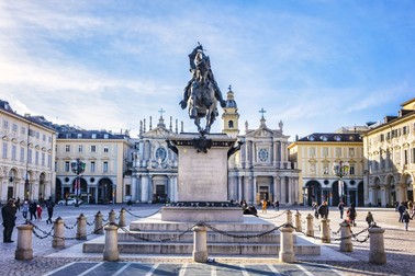 Locuri de vizitat în Torino - Piazza San Carlo