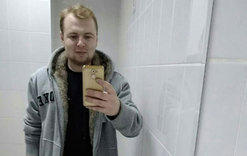 Roman Alioșin, primul politician transsexual din Rusia, a anunțat că revine la genul anterior tranziției și se identifică drept bărbat