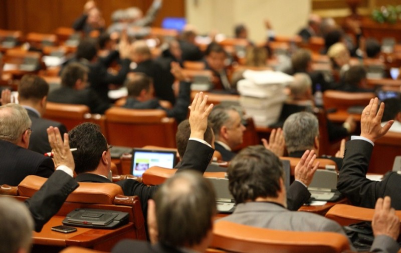 PSD și ALDE vor să creeze o bancă de stat. Ar avea un capital de un miliard de lei