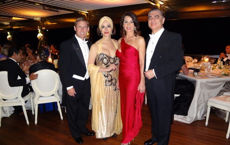 Foto | Ce bine arată Nadia Comăneci la 50 de ani!