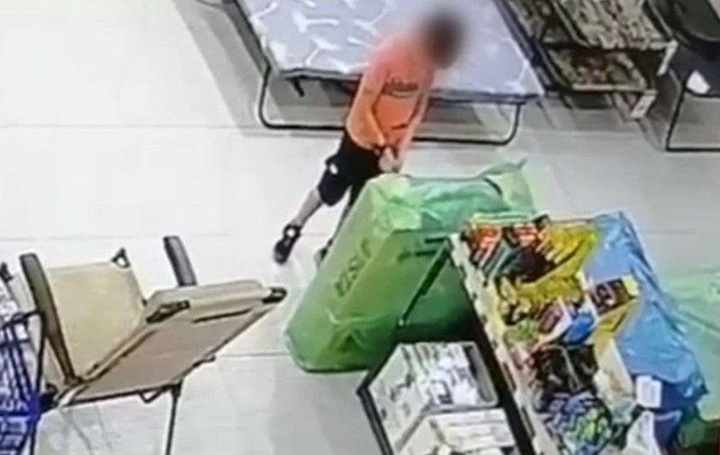 Un băiețel de 6 ani a dat foc unui hipermarket din Ucraina, în timp ce părinții erau la cumpărături | VIDEO