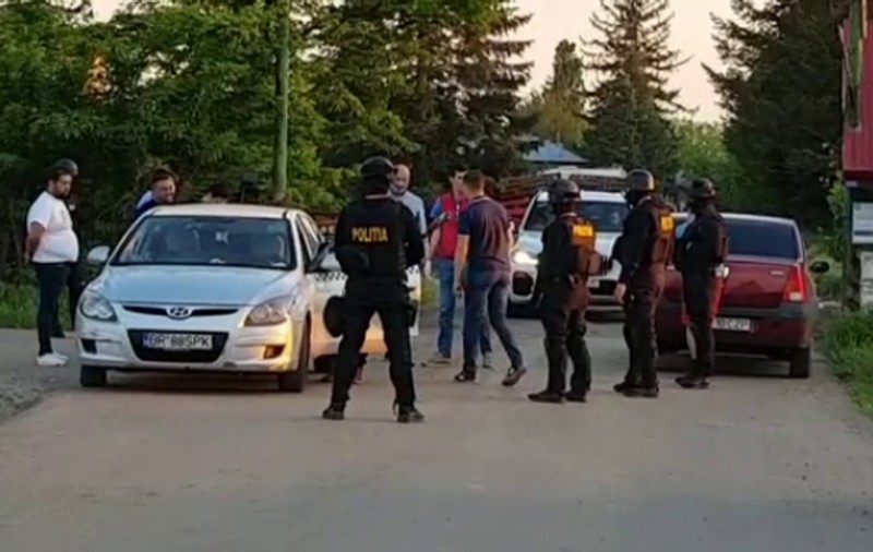 Chef cu interlopi și droguri în Buzău, în plină pandemie. Dosare penale și amenzi uriașe pentru petrecăreți