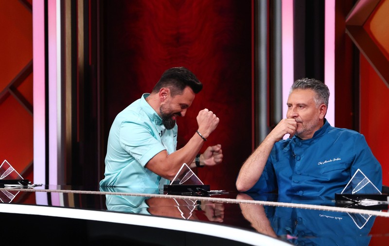 Chef Orlando Zaharia a obținut astfel prima victorie la amuletă din acest sezon „Chefi la cuțite”. Cine i-a pus în dificultate pe jurați