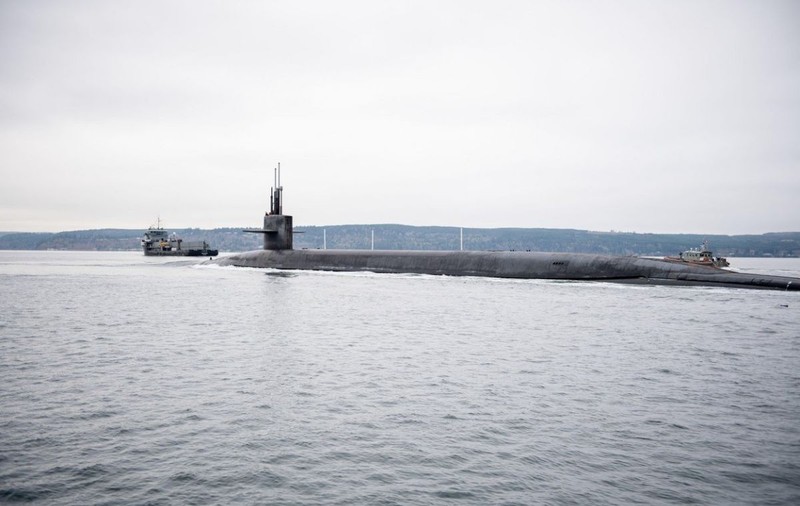 Un submarin american dotat cu arme nucleare a făcut prima oprire în apele Coreei de Sud din ultimele patru decenii