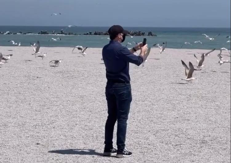Florin Cîțu. Live de pe plaja extinsă din stațiunea Mamaia.