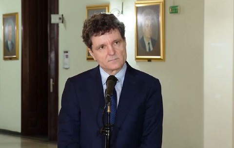 Nicușor Dan spune că nu va numi un premier susținut de PSD-AUR. Care sunt prerogativele și limitele constituționale ale președintelui