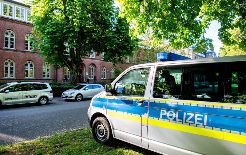 Un bărbat a fost împușcat în Germania, după ce a atacat doi polițiști cu un topor