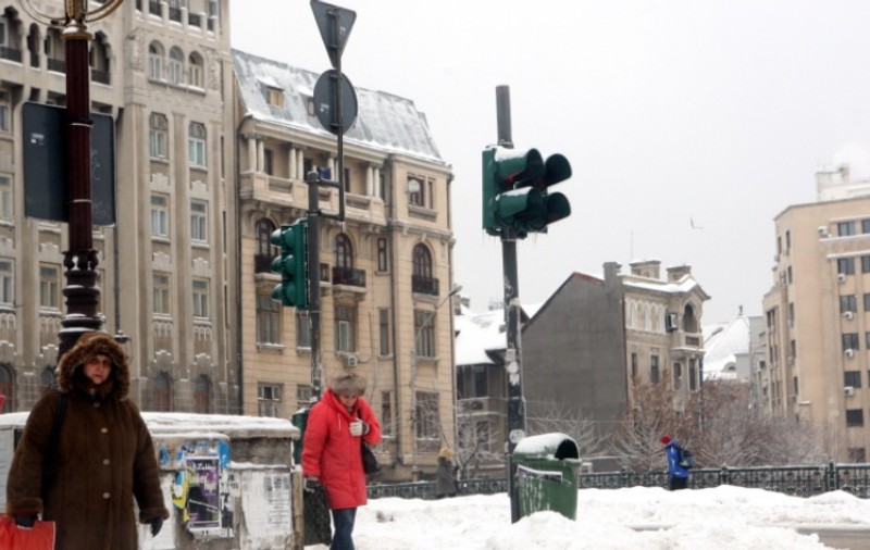 Semafoarele din 15 intersecţii din Bucureşti nu funcţionează. Vezi în ce zone sunt probleme
