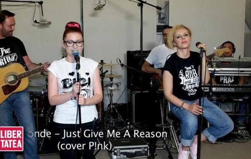 LIBERTATEA LIVE MUSIC, EPISODUL 7! REDBLONDE, CELE MAI SIMPATICE "VEVERIŢE", SUPER CONCERT LIVE pe LIBERTATEA.RO