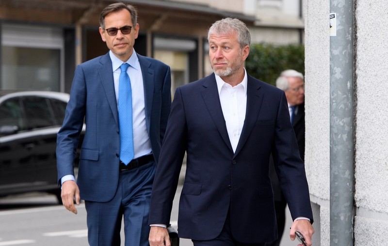 Roman Abramovici dă în judecată Consiliul UE, după ce oligarhul rus a fost inclus pe „lista neagră” a sancțiunilor