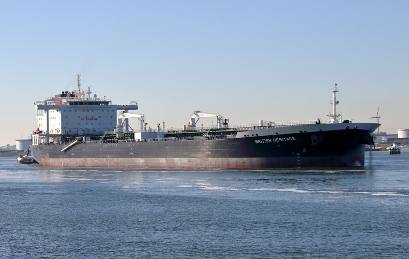 SUA: Ambarcaţiuni iraniene au încercat să captureze un petrolier britanic în Golful Persic