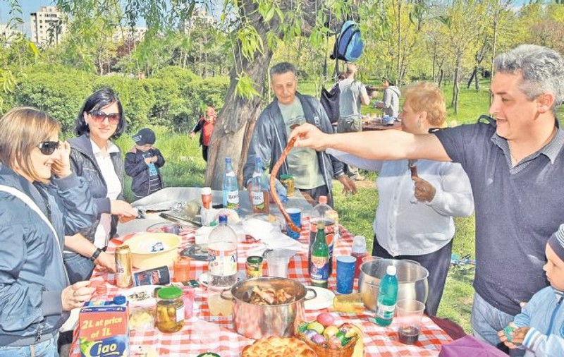 Masa de Paşte, mai scumpă decât anul trecut 