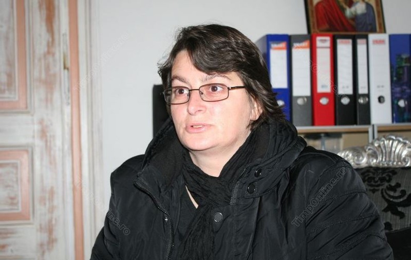 Mama celor patru frați morți în accidentul din Viișoara poartă hainele copiilor. Gestul emoționant pe care l-a făcut de sărbători