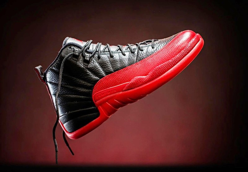 Air Jordan 12 (Flu Game)