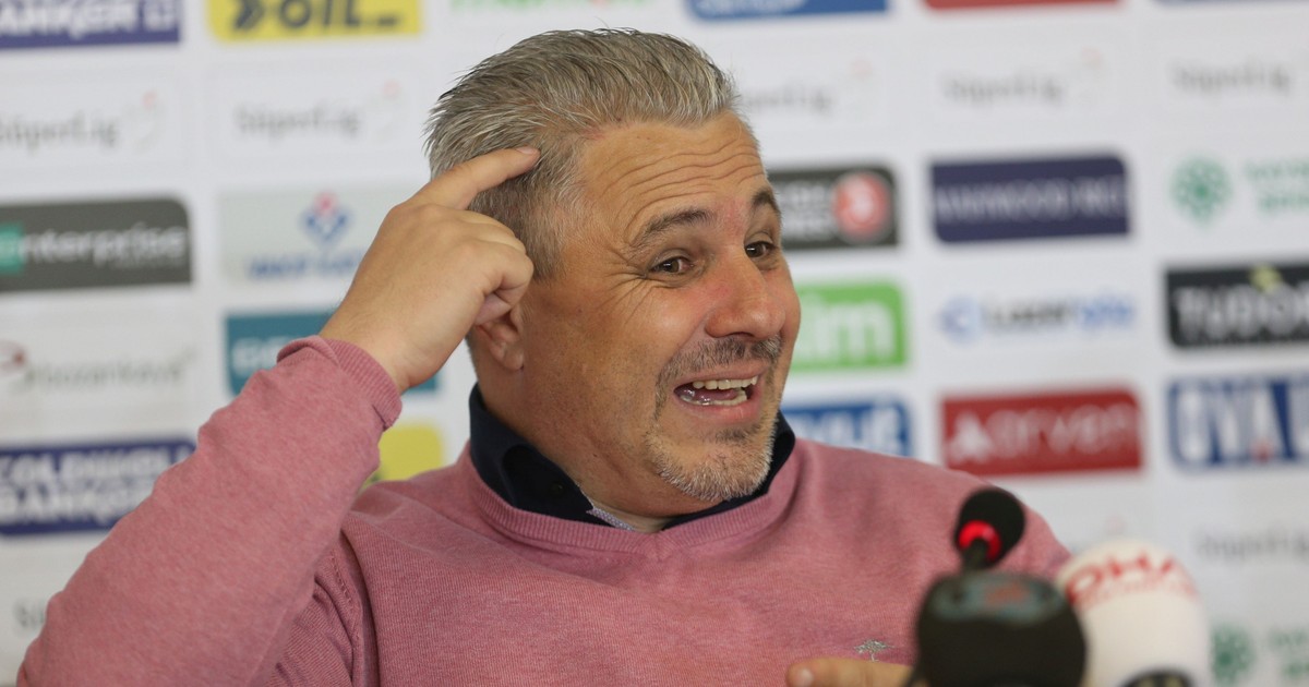 Cu cine a semnat Marius Șumudică. Saudiții de la Al Shabab și turcii de la Akhisarspor susțin că s-au înțeles cu tehnicianul român.