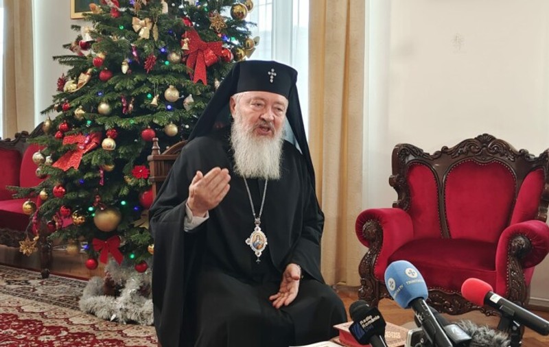 Mitropolitul Clujului, apel către tineri să respecte tradițiile Crăciunului. Să dea mai mare importanță acestor obiceiuri