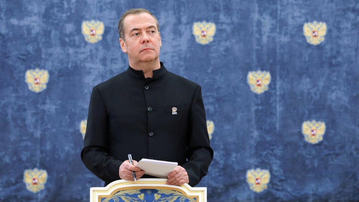 Dmitri Medvedev este perceput drept portavocea informală a Kremlinului