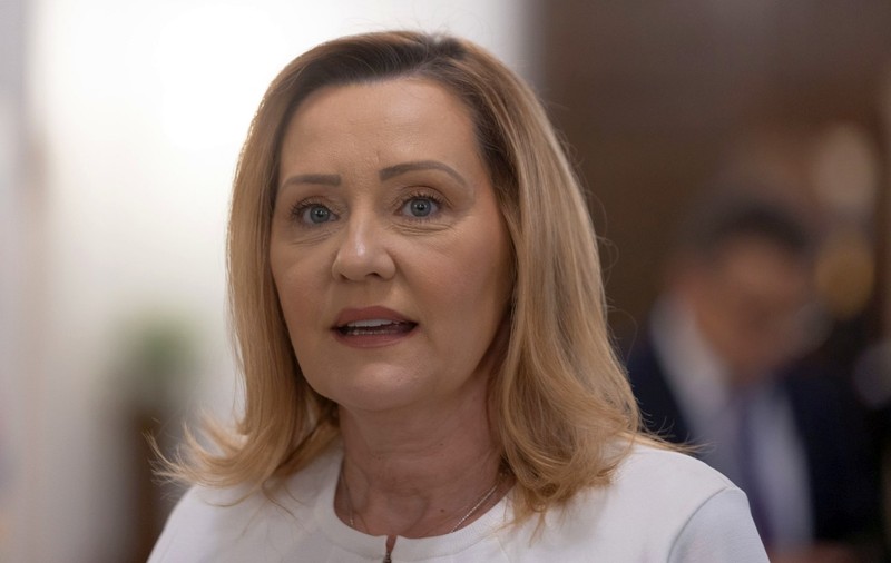 Elena Lasconi, mesaj pentru Bolojan. L-a pus la punct și pe Nicușor Dan: „După un dulap, ne-am trezit cu o noptieră. Puteți fi suspendat”