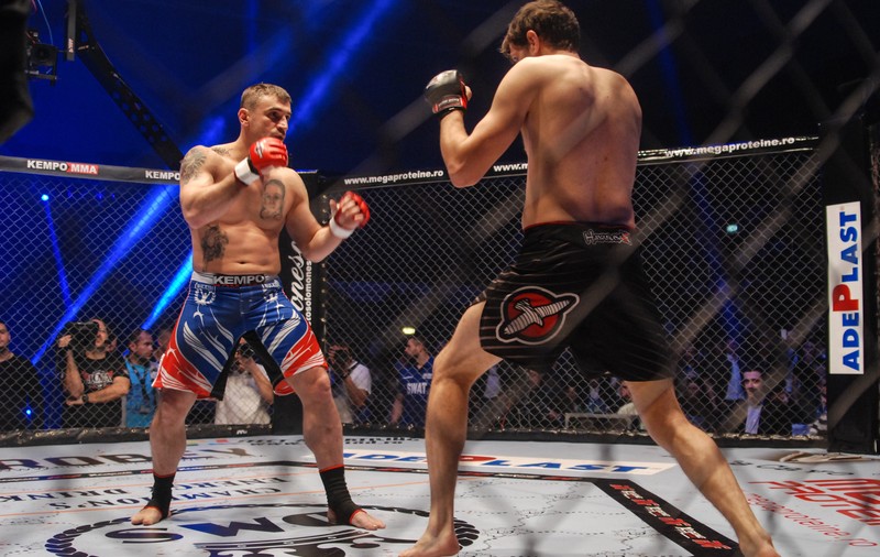 Kickboxing şi MMA pe 16 şi 19 octombrie. Luptă dreaptă în ograda lui Iohannis / GALERIE FOTO
