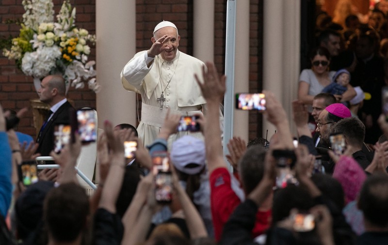 UPDATE | Papa Francisc și-a încheiat prima zi din vizita în România. Peste 150.000 de oameni au venit să-l vadă pe Suveranul Pontif | FOTO/VIDEO