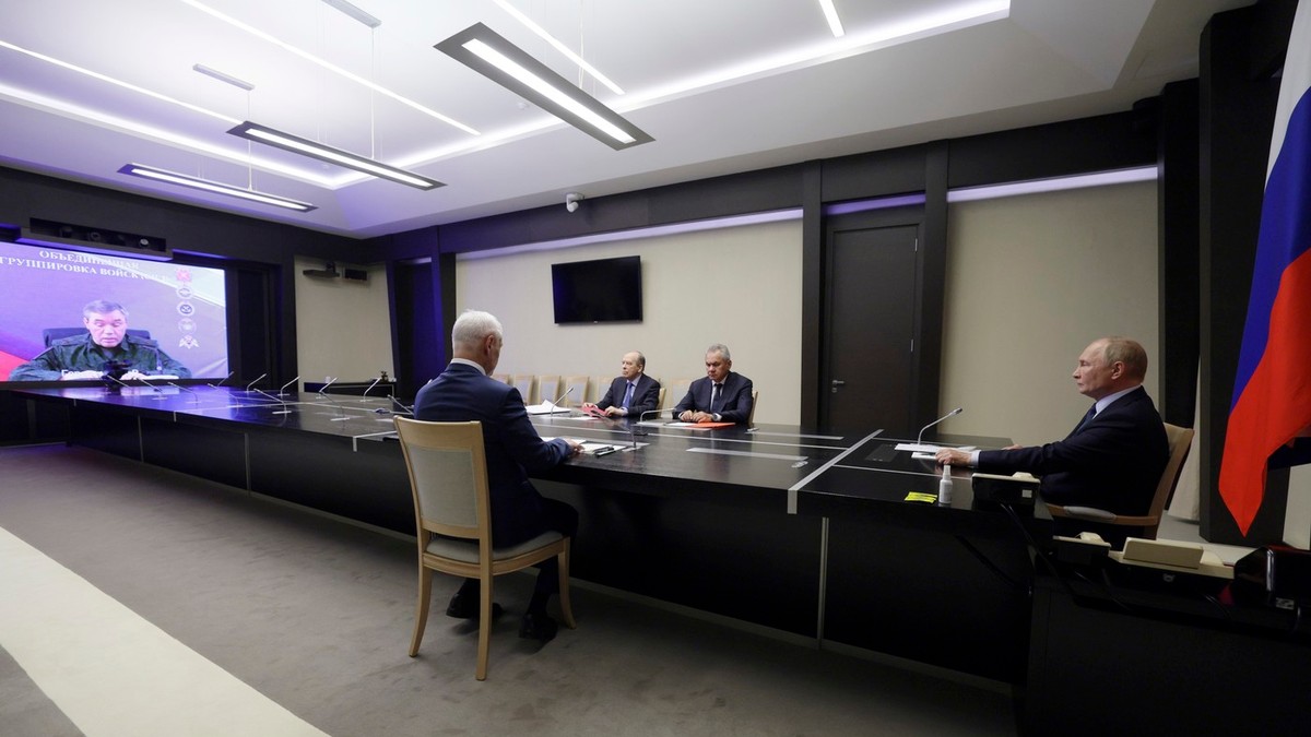 Consiliul de Securitate al Rusiei, reunit în cazul incursiunii din Kursk Foto: Profimedia