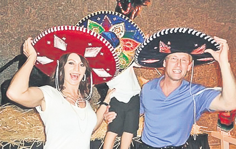 Nadia Comăneci s-a distrat  pe rupte în Mexic, la Acapulco | FOTO