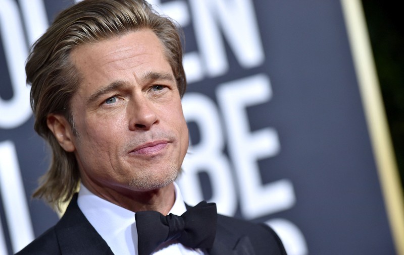Brad Pitt i-a mulțumit lui Bradley Cooper că l-a ajutat să scape de dependența de alcool