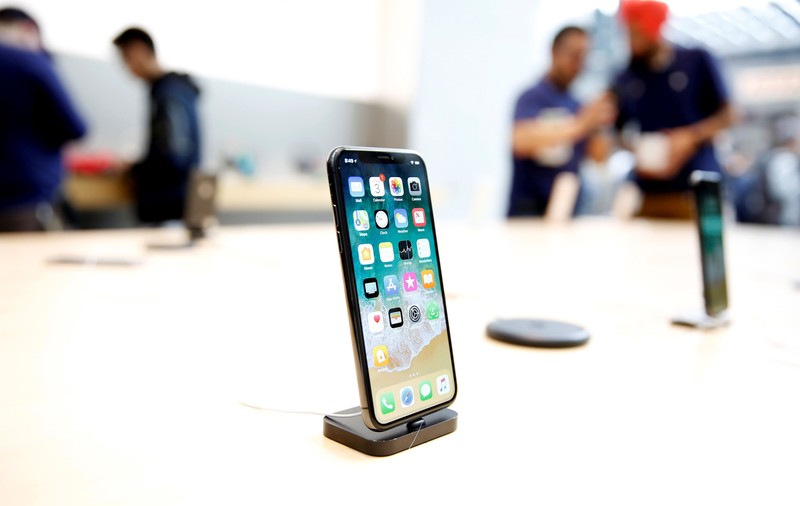 Gândiți-vă bine! Chiar vreți să vă luați repede un iPhone? De ce trebuie să mai așteptați