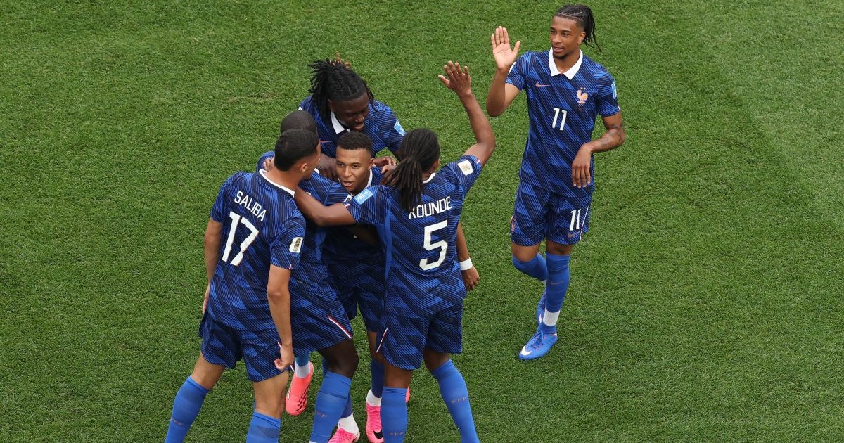 PHILADELPHIA, PENNSYLVANIA - JUNE 22: Kylian Mbappe #10 of France celebrates with teammates after scoring his team's first goal during the FIFA World Cup 2026 Group I match between France and Iraq at Philadelphia Stadium on June 22, 2026 in Philadelphia, Pennsylvania. (Photo by Darrian Traynor/Getty Images)