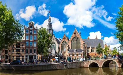 Oude Kerk - obiective turistice în Amsterdam