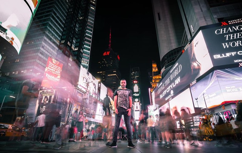 Performanță extraordinară pentru un artist român! Manuel Riva a intrat pentru a treia oară în Billboard