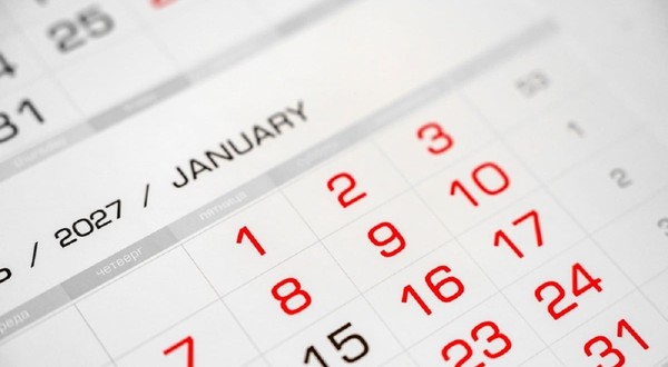 Zile libere 2027: câte zile libere legale sunt anul viitor și în ce luni cad - Imagine parţială cu fila din calendar corespunzătoare lunii ianuarie