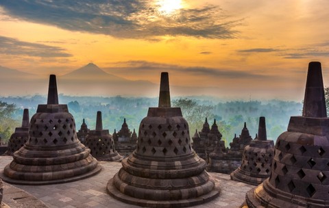 Borobudur, cel mai mare templu budist din lume (2)