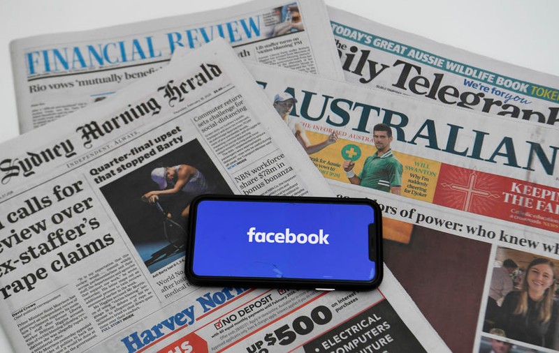 Parlamentul australian a adoptat legea care obligă Facebook și Google să plătească conținutul media
