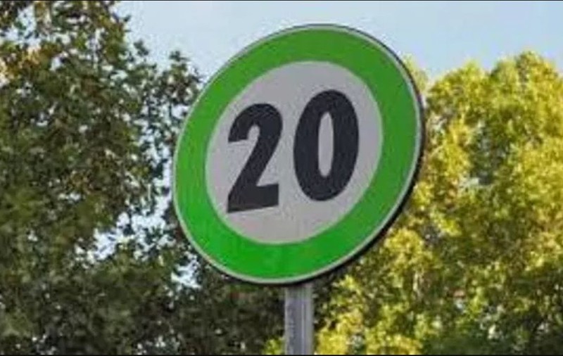 Noi indicatoare rutiere cu chenar verde: unde sunt montate și ce înseamnă. Mai multe țări europene le-au introdus deja pe șosele