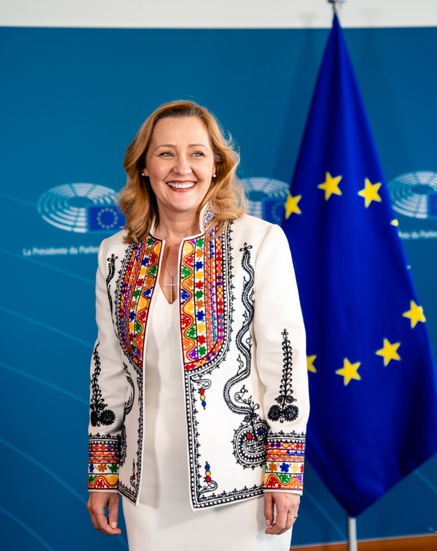 Câți bani câștiga Elena Lasconi în 40 de minute când lucra la PRO TV. Diferența uriașă de salariu dintre televiziune și politică: „Nu mă înjura nimeni”